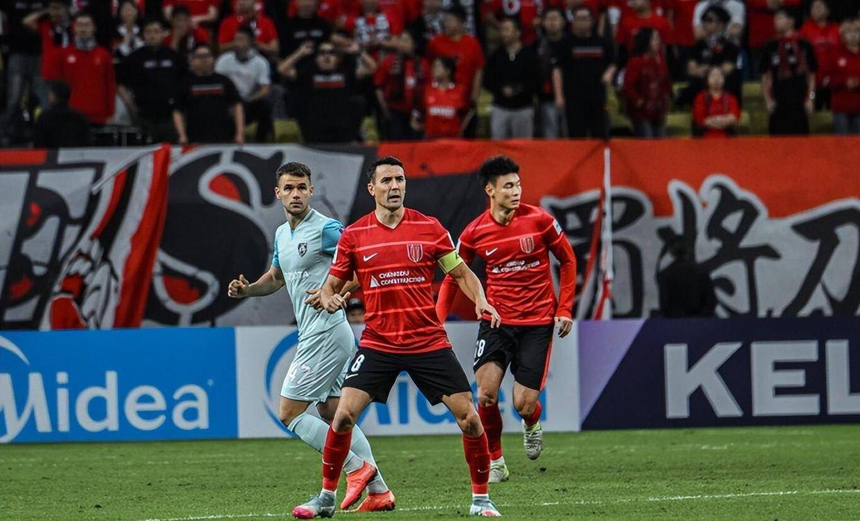 九游体育-国际比赛日中超传出新动向，阿贾克斯伤情更新，管理层表态：话题不断，阵容厚度经受考验的简单介绍-九游体育